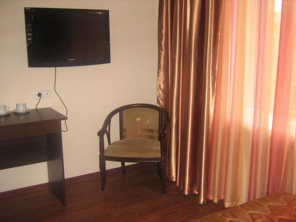 Kausar Hotel Almaty Chambre photo